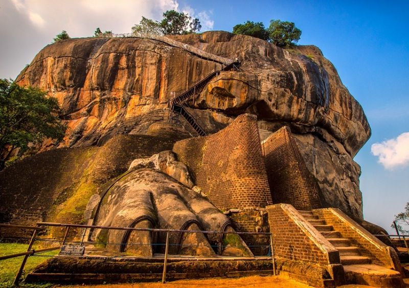 Discover Sri Lanka: From Ancient Wonders to Coastal Bliss - 7 Nights