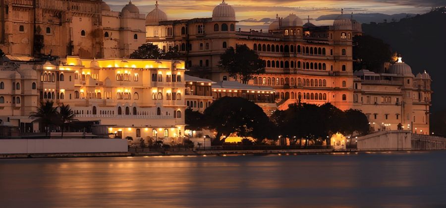 India in Opulence: The Leela & Amarvilas Experience